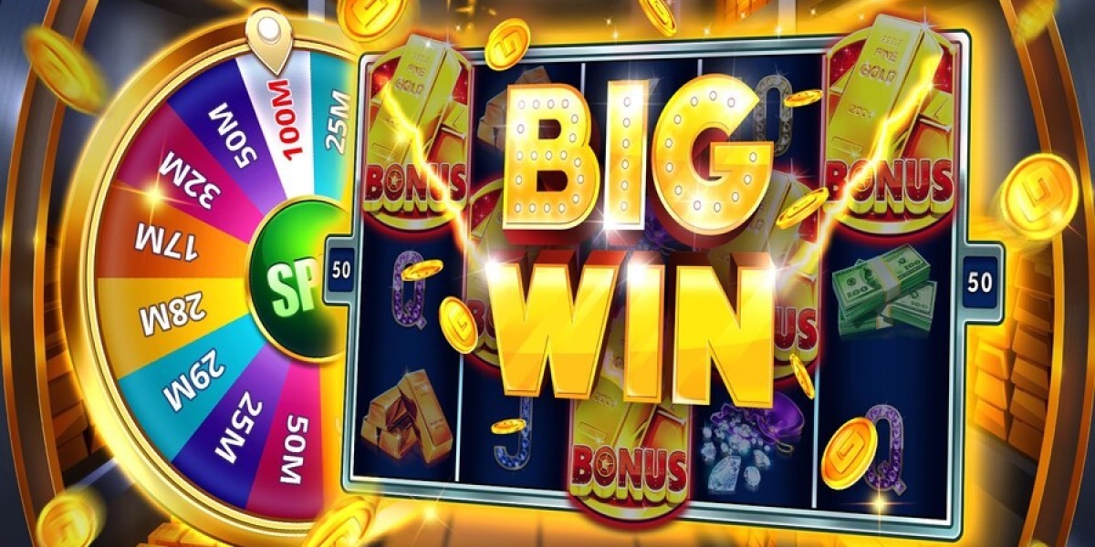 Rolling the Dice: Hit the Jackpot from Your Couch with Online Casinos