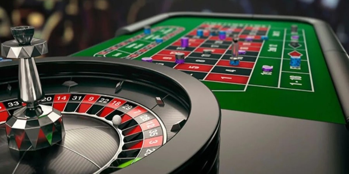 Rolling the Virtual Dice: Mastering the Art of Online Casino Play