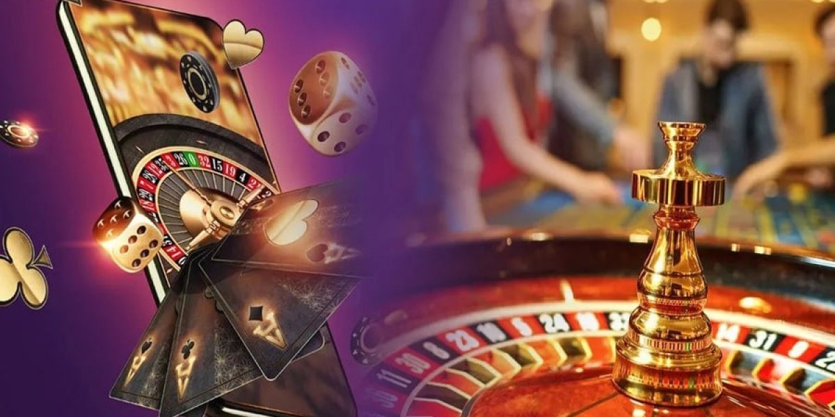 Bankrolls, Baccarat, and Bytes: The Digital Realm of Online Baccarat